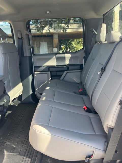 2022 Ford Super Duty F-350 SRW XL
