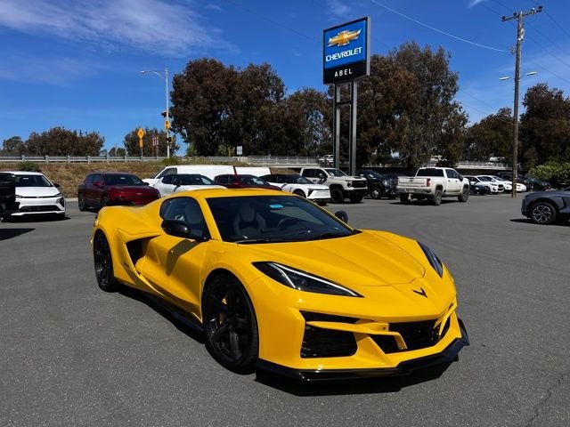 2025 Chevrolet Corvette E-Ray 2LZ