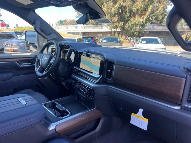 2026 Chevrolet Silverado 3500 HD High Country DRW