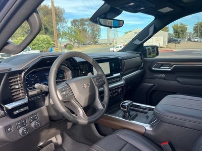 2025 Chevrolet Silverado 1500 High Country