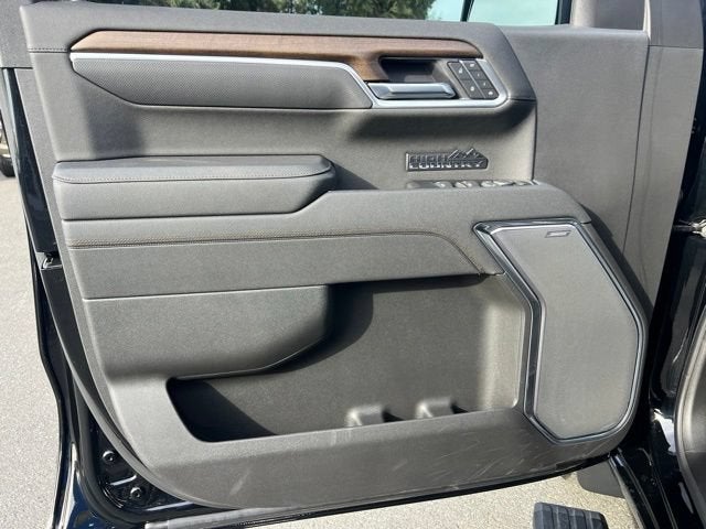 2025 Chevrolet Silverado 1500 High Country