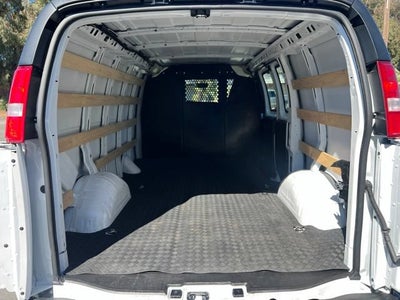 2025 Chevrolet Express Cargo WT