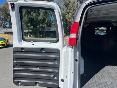 2025 Chevrolet Express Cargo WT