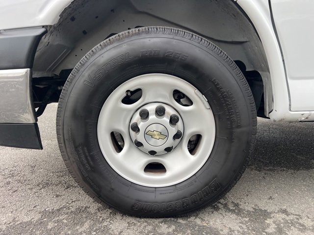 2024 Chevrolet Express Cargo 2500 WT