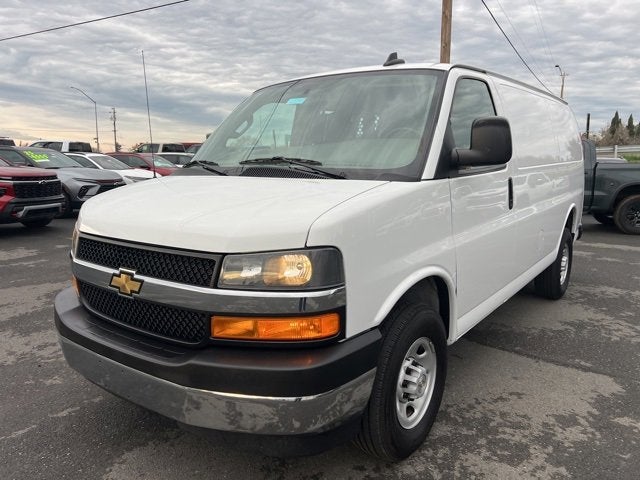 2024 Chevrolet Express Cargo 2500 WT