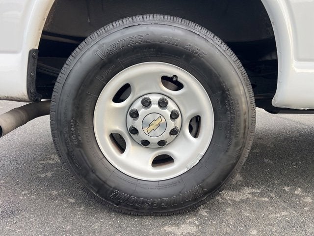 2024 Chevrolet Express Cargo 2500 WT