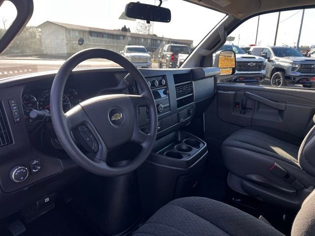 2024 Chevrolet Express Cargo 2500 WT