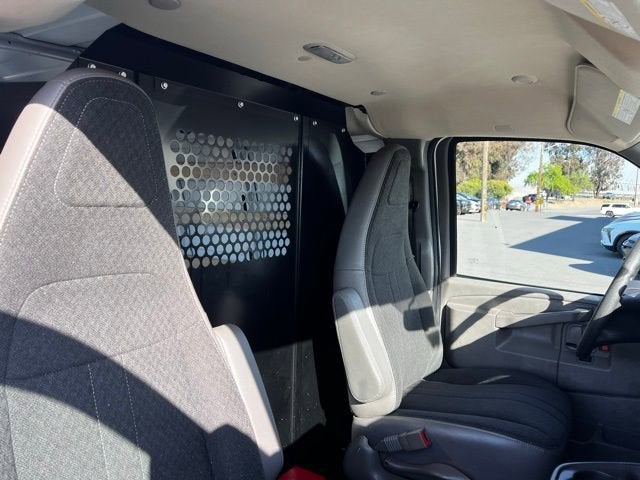 2024 Chevrolet Express Cargo 2500 WT