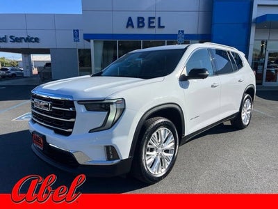 2024 GMC Acadia Elevation