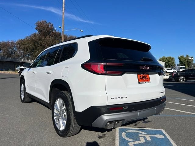 2024 GMC Acadia Elevation