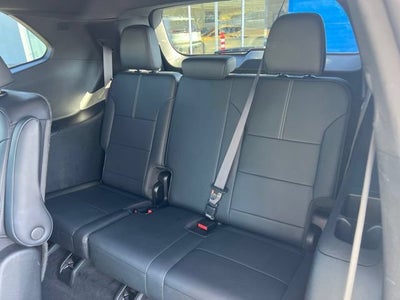 2024 GMC Acadia Elevation
