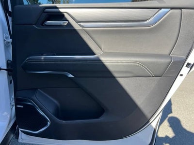 2024 GMC Acadia Elevation