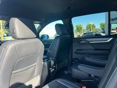 2024 GMC Acadia Elevation
