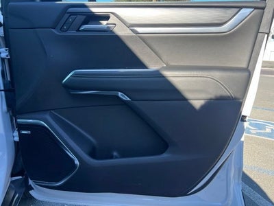 2024 GMC Acadia Elevation