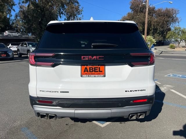 2024 GMC Acadia Elevation