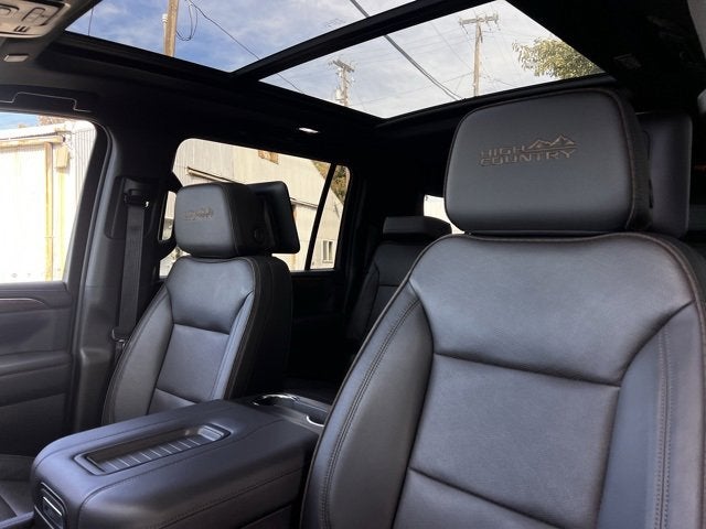 2024 Chevrolet Suburban High Country