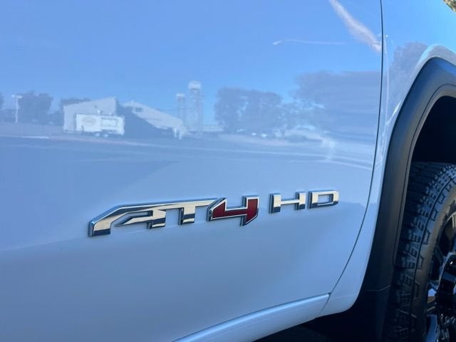 2025 GMC Sierra 2500 HD AT4