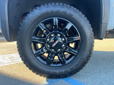 2025 GMC Sierra 2500 HD AT4