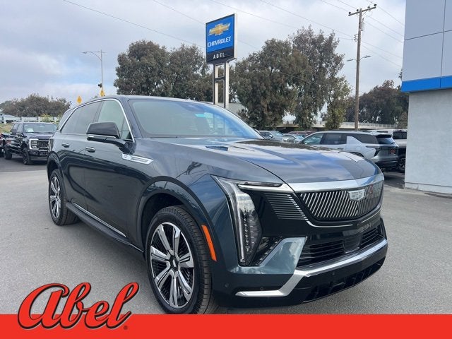 2025 Cadillac ESCALADE IQ Luxury 2