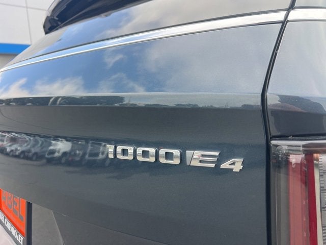 2025 Cadillac ESCALADE IQ Luxury 2