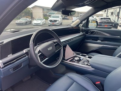 2025 Cadillac ESCALADE IQ Luxury 2