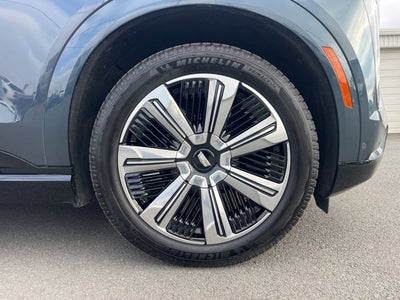 2025 Cadillac ESCALADE IQ Luxury 2