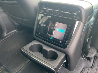 2025 Cadillac ESCALADE IQ Luxury 2