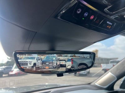 2025 Cadillac ESCALADE IQ Luxury 2