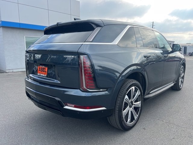 2025 Cadillac ESCALADE IQ Luxury 2