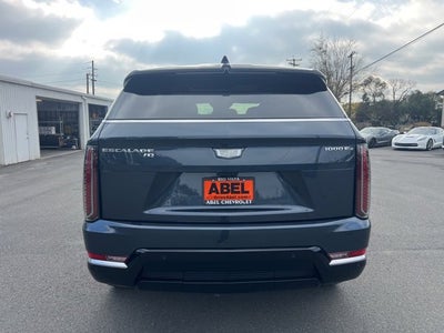 2025 Cadillac ESCALADE IQ Luxury 2