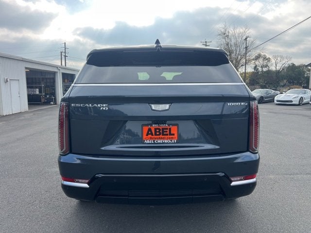 2025 Cadillac ESCALADE IQ Luxury 2