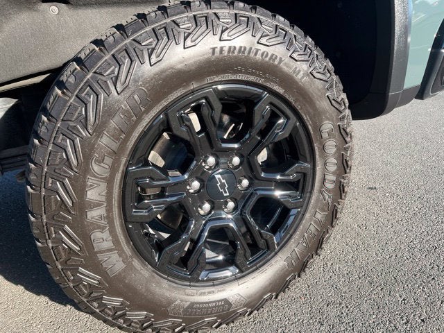 2025 Chevrolet Silverado 1500 ZR2