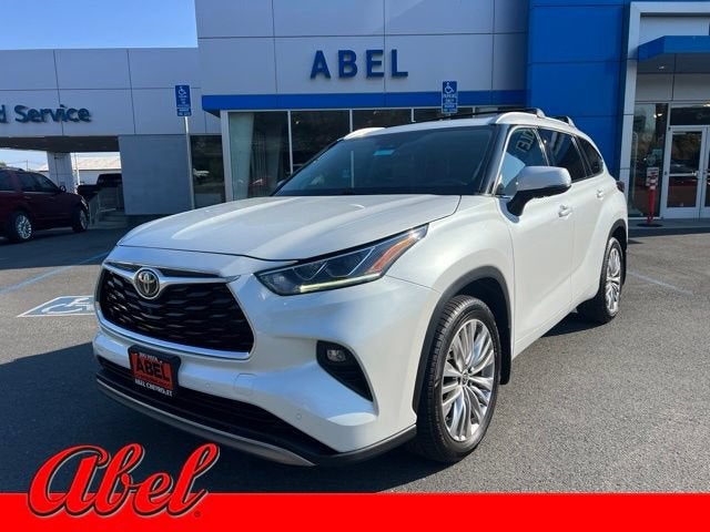 2022 Toyota Highlander Platinum