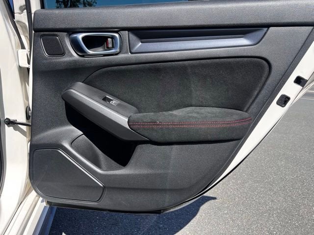 2023 Honda Civic Type R Base