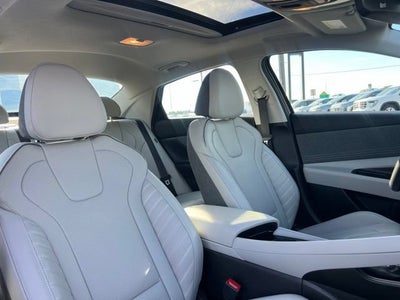 2024 Hyundai Elantra Hybrid Limited