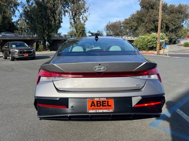 2024 Hyundai Elantra Hybrid Limited