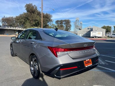 2024 Hyundai Elantra Hybrid Limited
