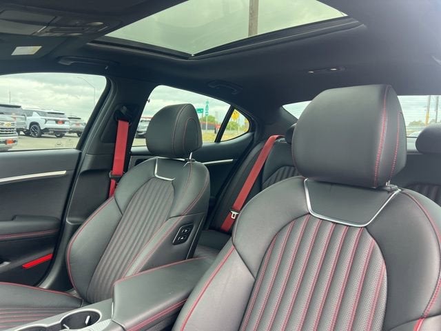 2023 Genesis G70 3.3T