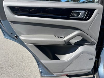 2020 Porsche Cayenne Base