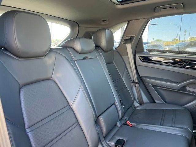 2020 Porsche Cayenne Base