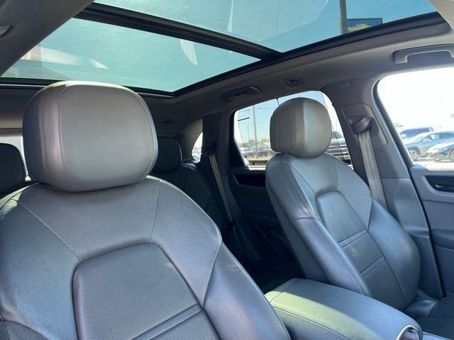 2020 Porsche Cayenne Base
