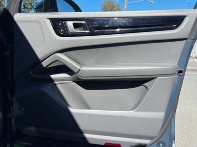 2020 Porsche Cayenne Base
