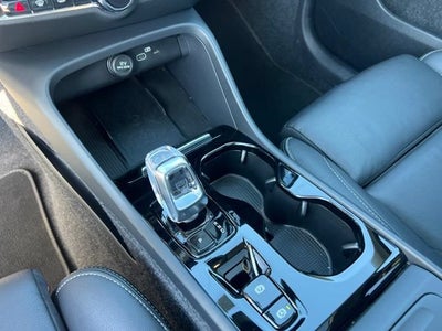 2025 Volvo XC40 Plus Bright Theme